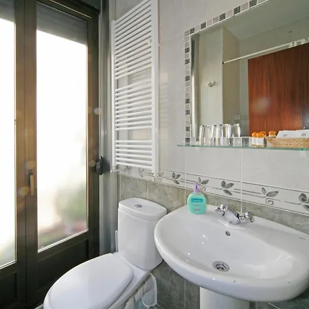 Hostal San Antonio Madrid Exterior photo